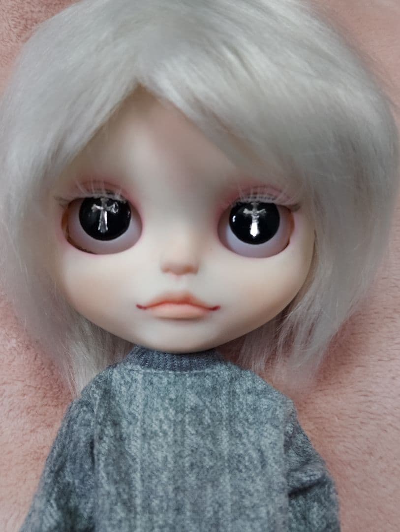 カスタムアイシードール シルバーヘアの男の子 アウトフィット付き