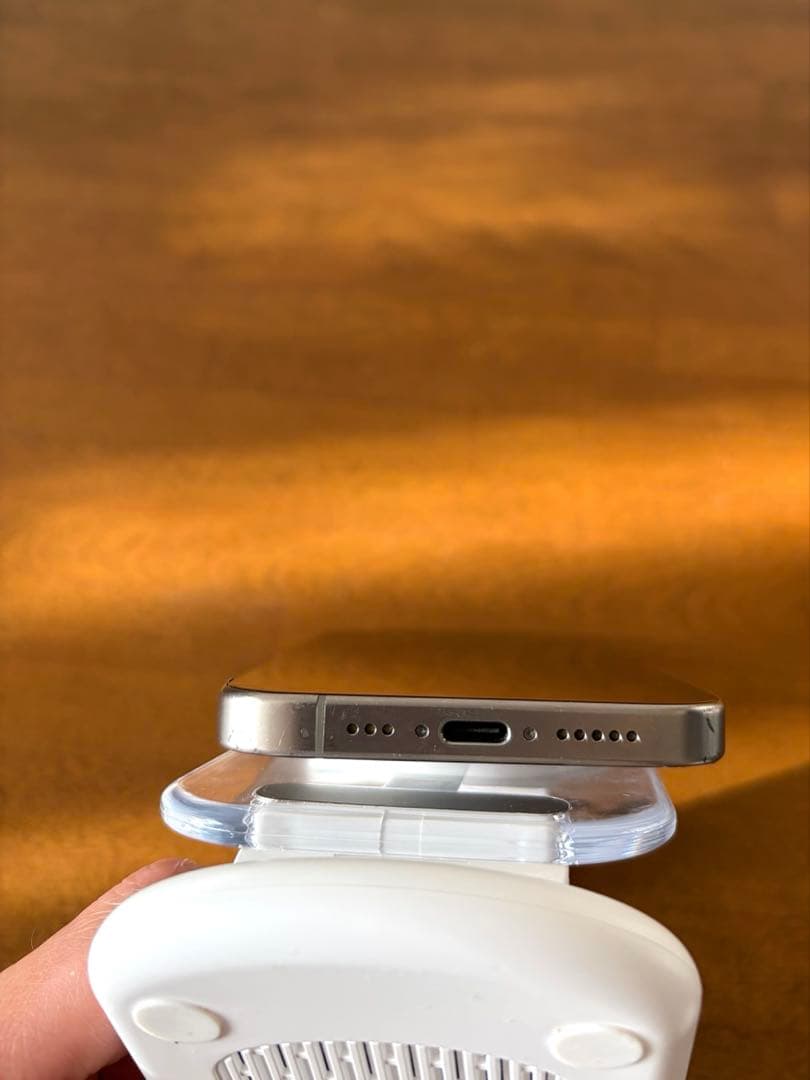 Apple iPhone 15 Pro SIMフリー 128GB 残量88%