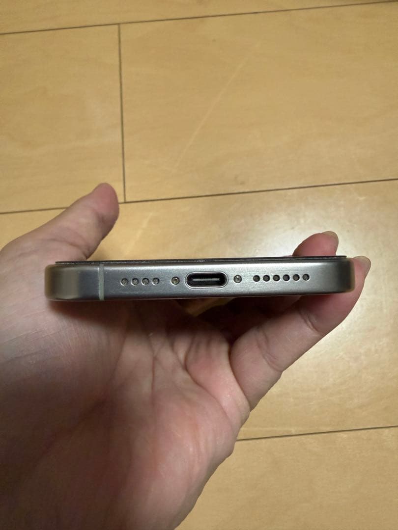 iPhone 15 Pro max ナチュラルチタニウム SIMフリー