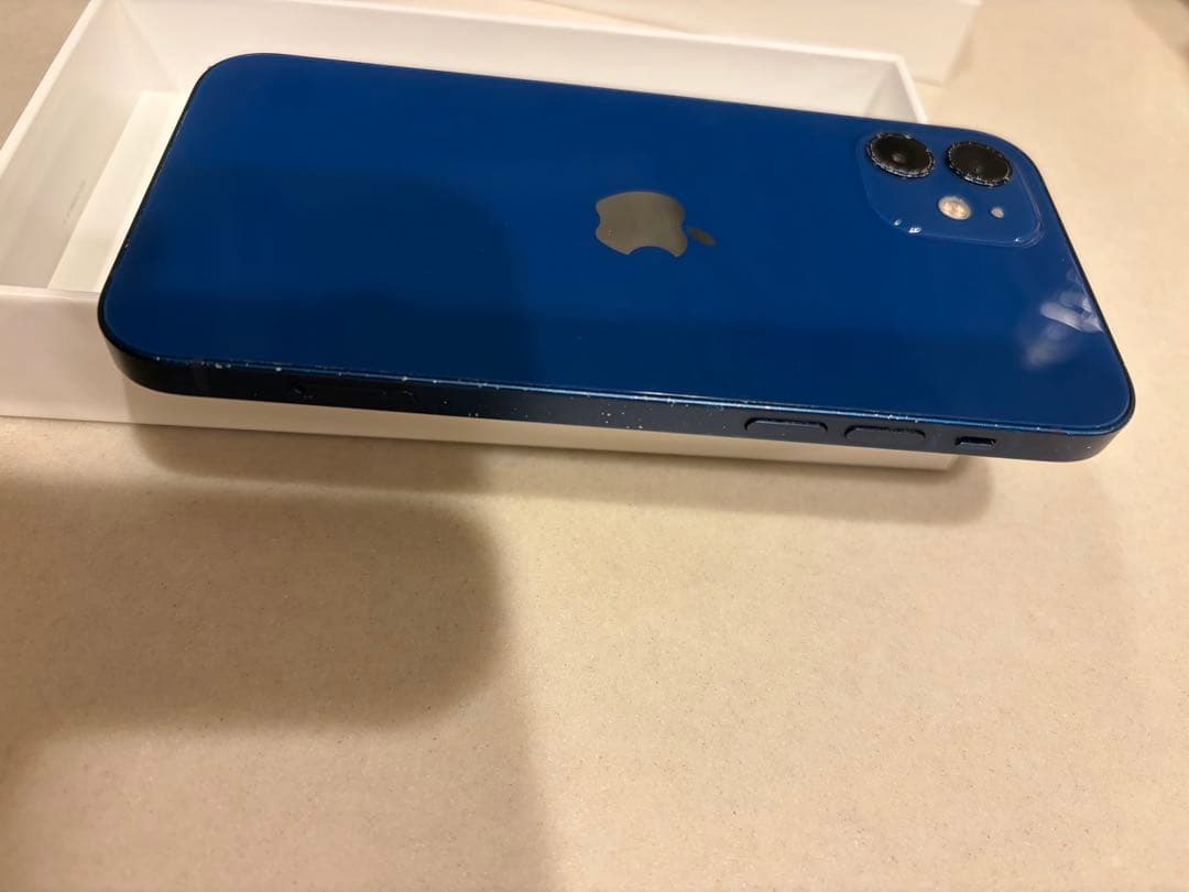 Apple iPhone 12 青色 本体　64GB