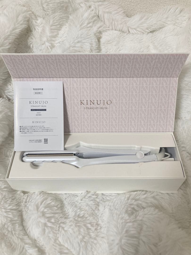 KINUJO 絹女 ストレートヘアアイロン