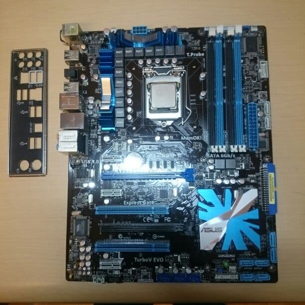 マザーボードとCPUのセット