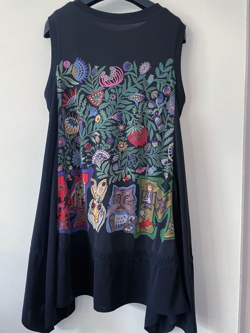 トクコプルミエブォル花柄ノースリーブチュニック