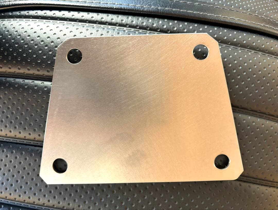 Z900RS用　リヤアンダーカバーポリッシュ　1点