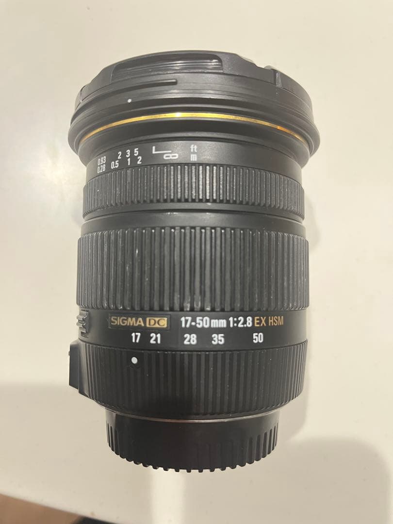 SIGMA 17-50mm f/2.8 EX HSMレンズ