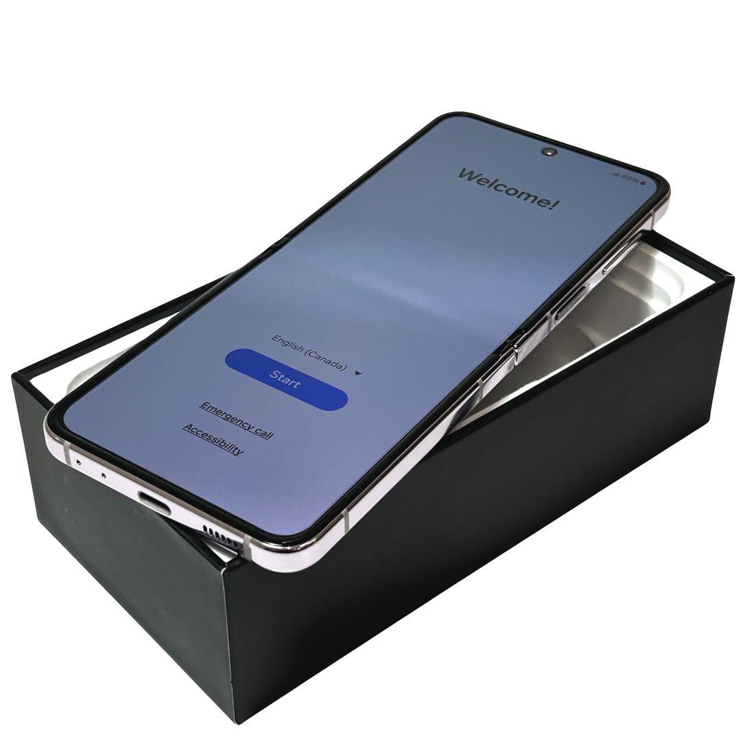 【美品】Galaxy Z Flip5 256GB｜SIMフリー ｜SCG23