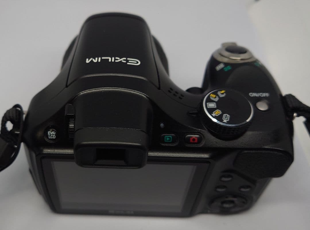 CASIO EXILIM EX-FH25 動きを止めるハイスピード撮影