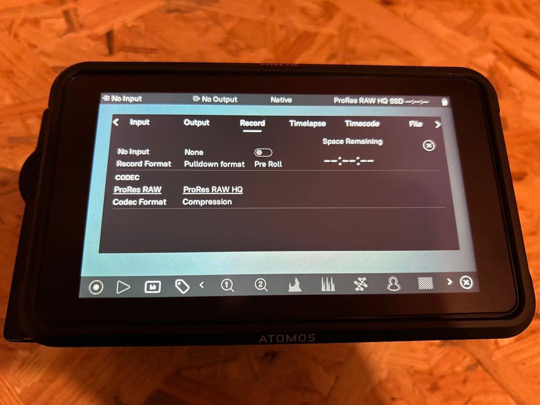 ATOMOS Ninja V モニター