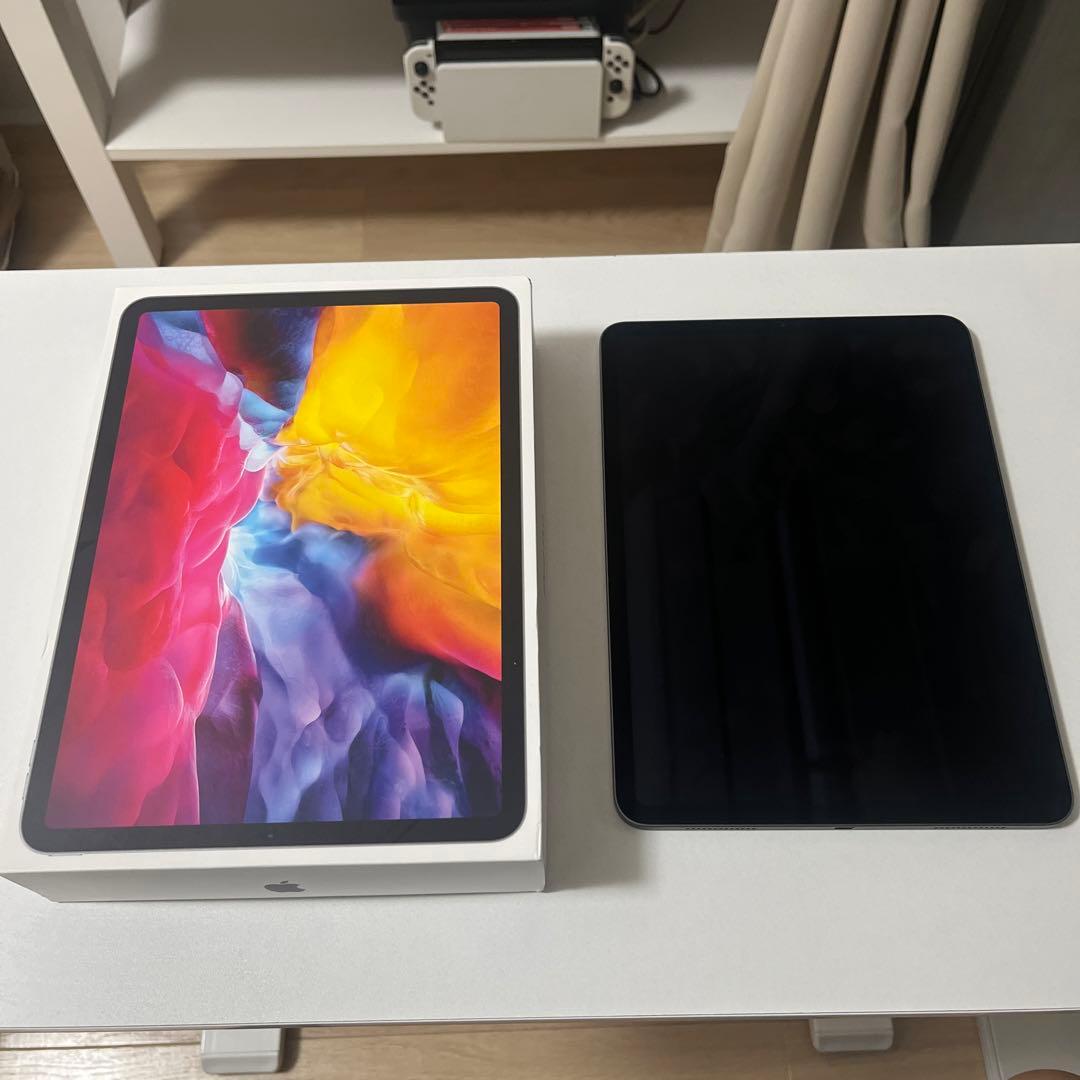 iPad Pro 11インチ 第二世代　スペースグレー 本体