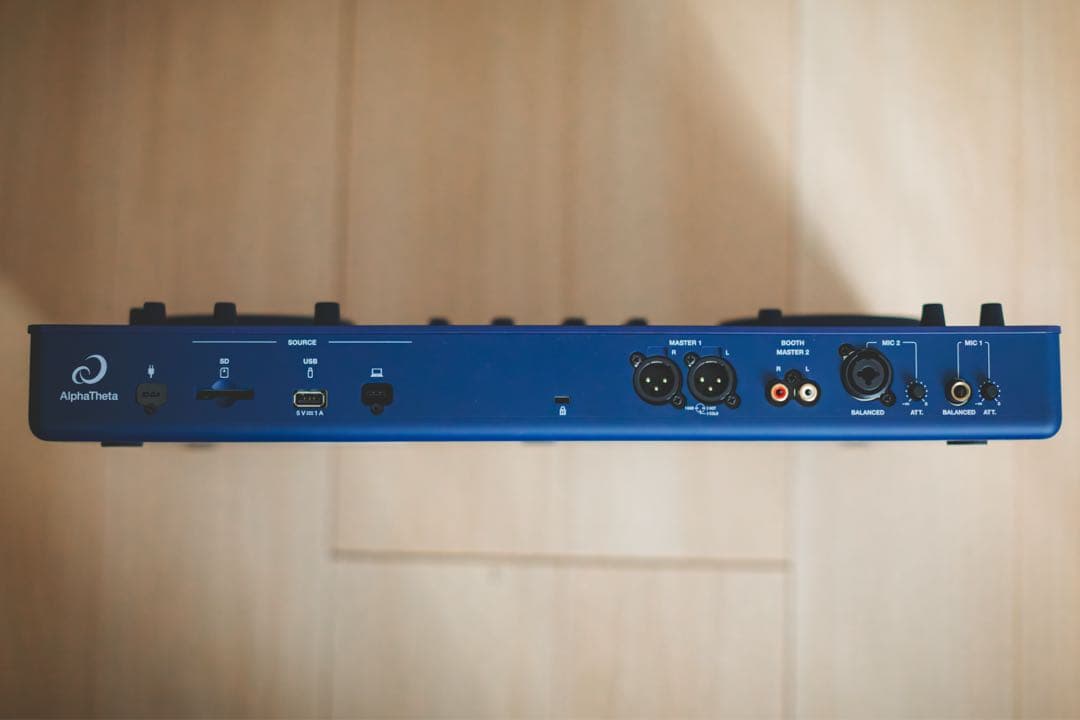 AlphaTheta OMNIS-DUO 2024年製