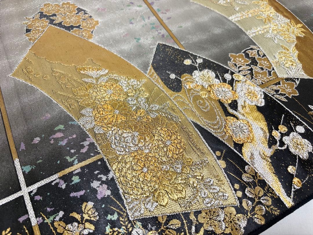 A 扇散し文 花々 金銀糸 引箔 黒地 正絹 六通 袋帯 フォーマル O112
