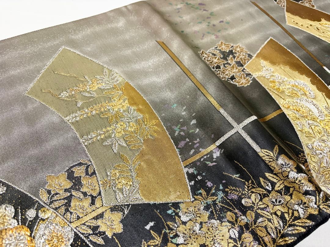 A 扇散し文 花々 金銀糸 引箔 黒地 正絹 六通 袋帯 フォーマル O112