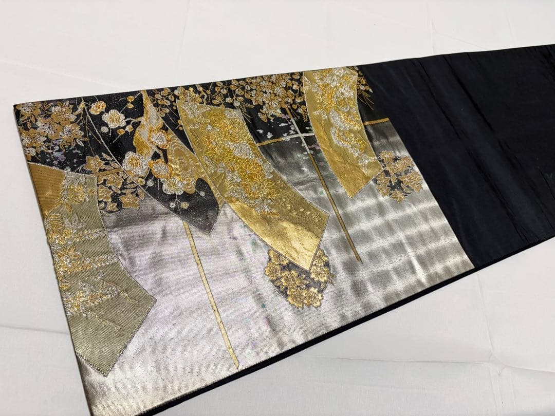 A 扇散し文 花々 金銀糸 引箔 黒地 正絹 六通 袋帯 フォーマル O112
