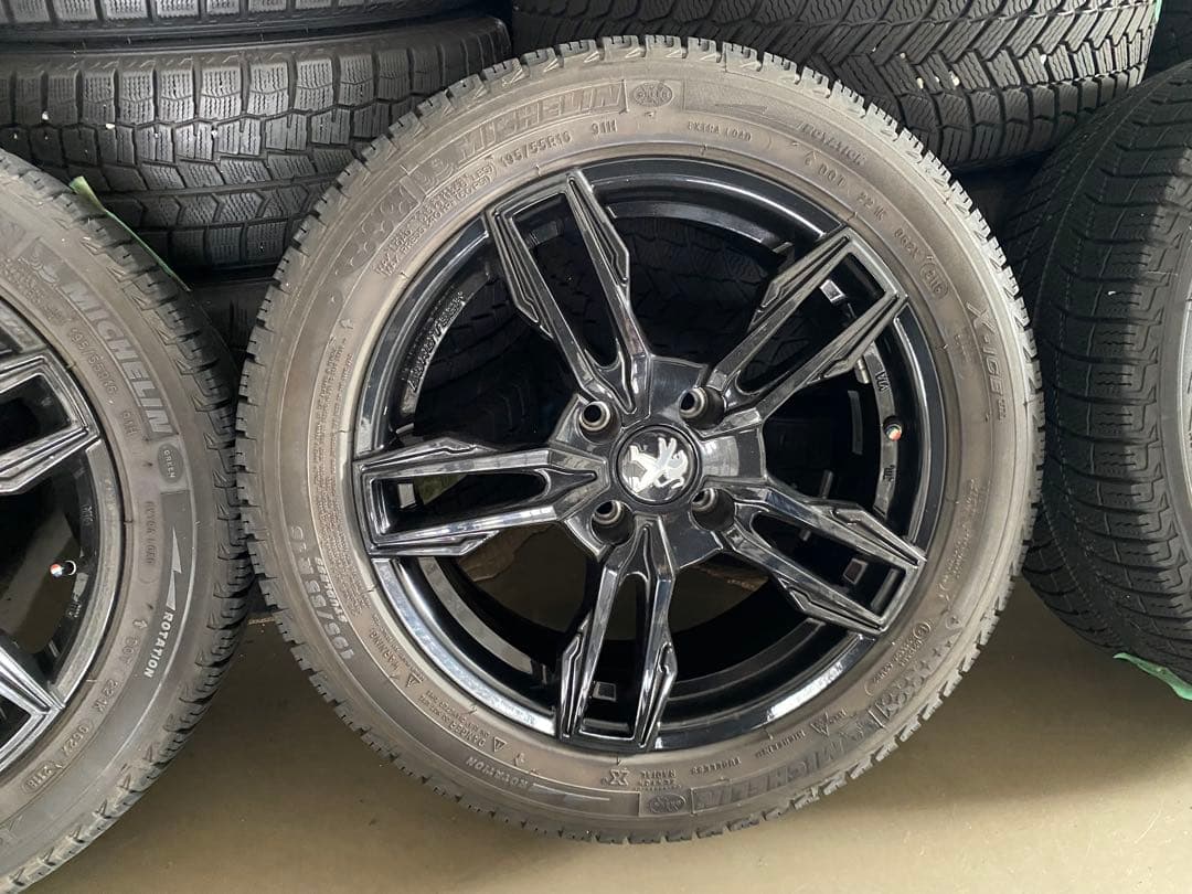 プジョー208、シトロエンds3用　16インチ　スタッドレスタイヤホイールセット