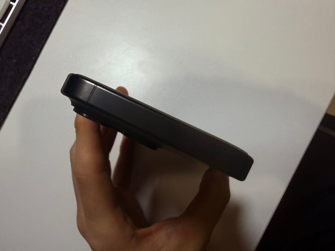 iPhone15Pro 128GB 本体　 SIMフリー ブラックチタニウム