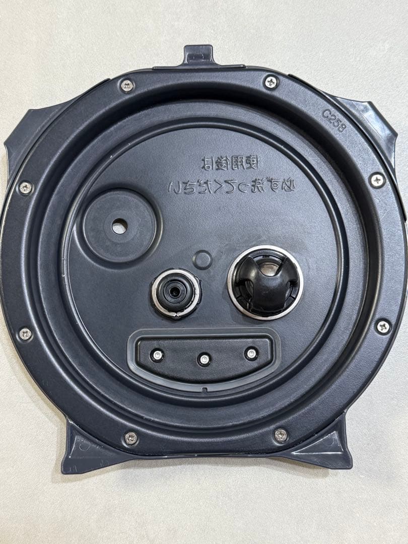 象印 炎舞炊き NW-PV10 圧力IH 5.5合 炊飯器 2024年製