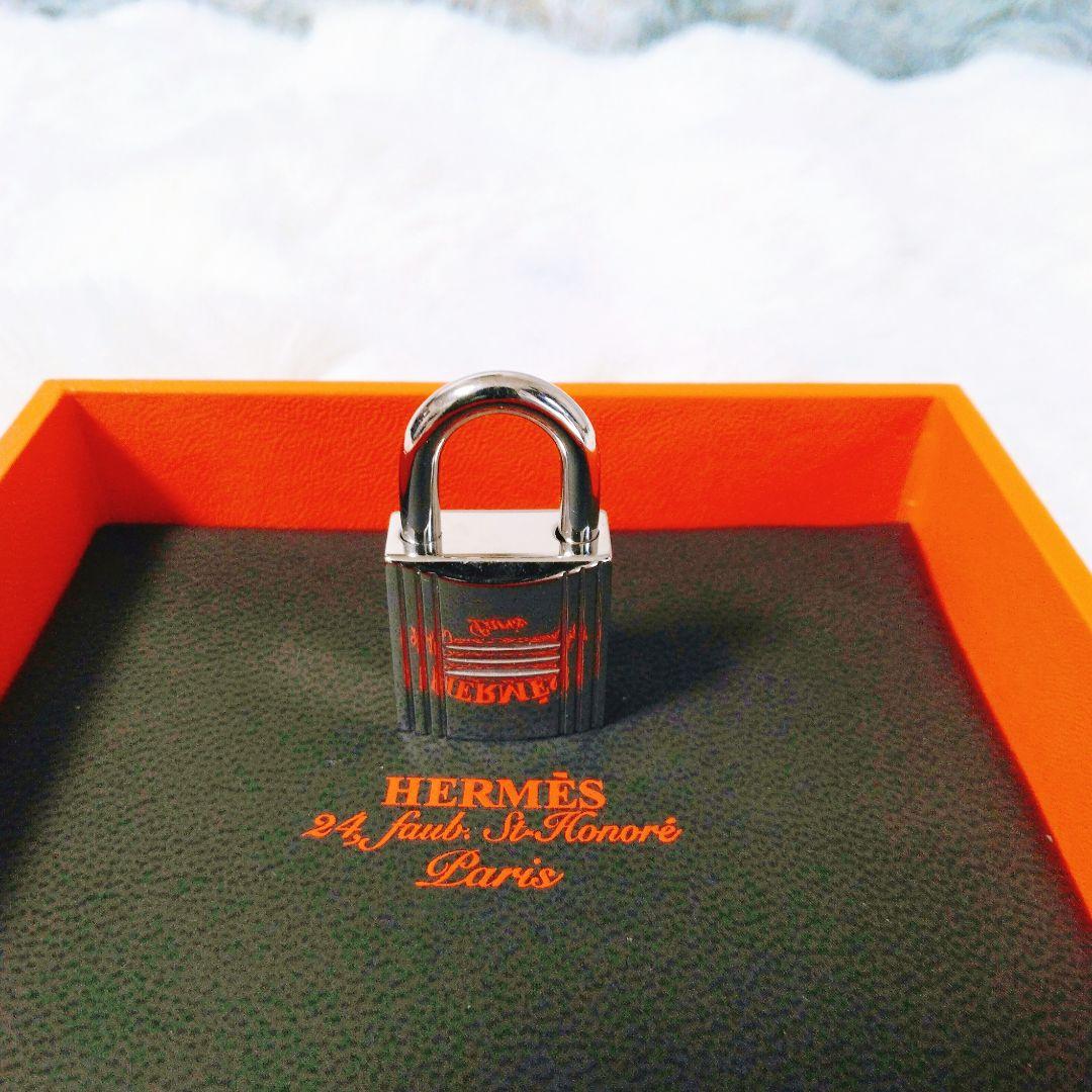 【美品】 HERMES エルメス カデナ　南京錠　パドロック鍵2ケ付き