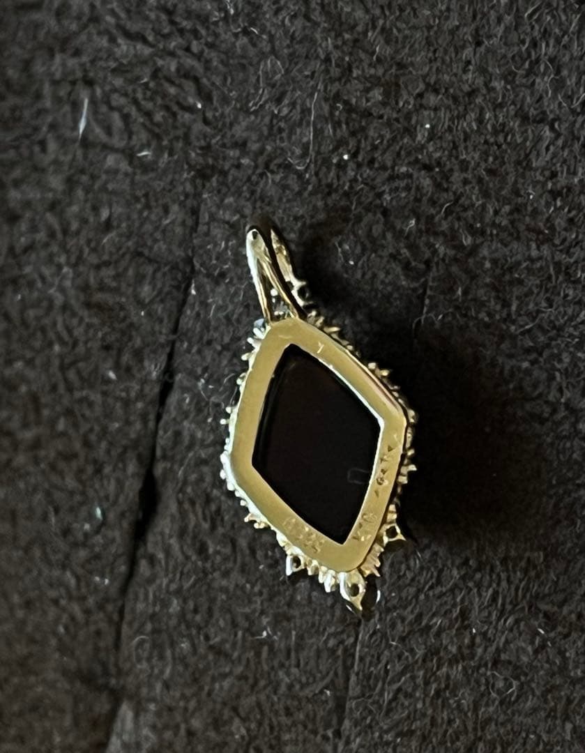 【新品未使用品】アガット　チャーム　K10 アンバー