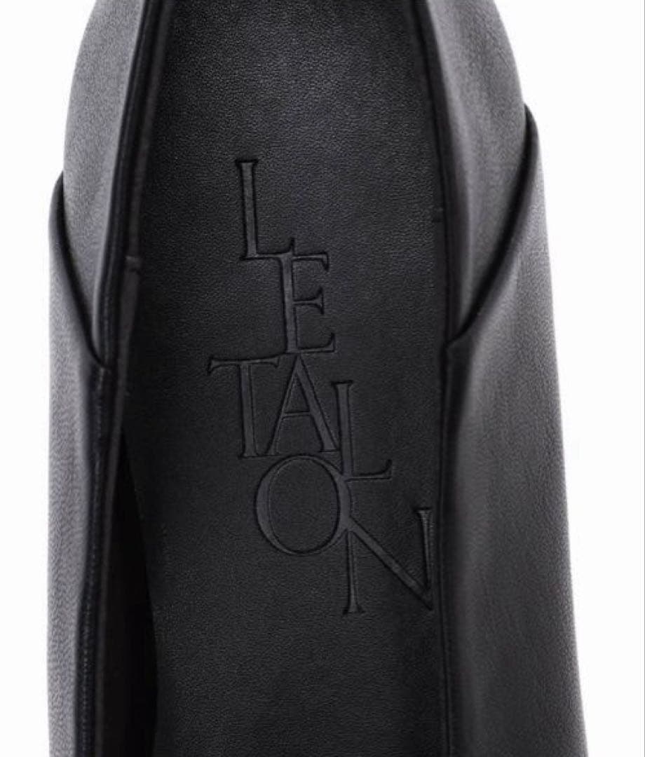 スタッズ付きブラックフラットシューズ letalon 試着のみ