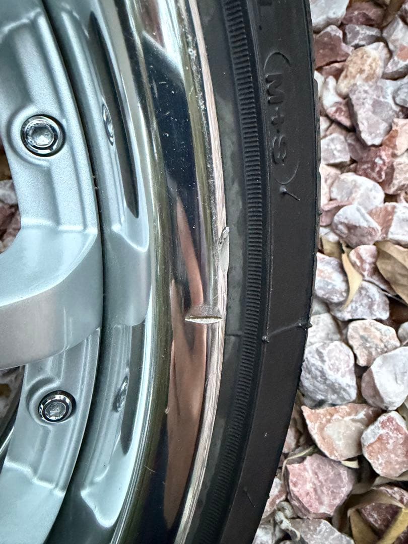 17インチ　マーベリック　815F 4穴　PCD100