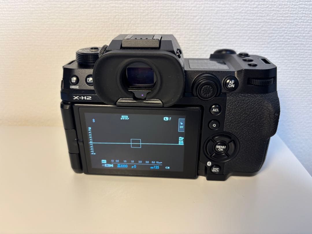 【値下げ】【美品】FUJIFILM X-H2 ミラーレスカメラ