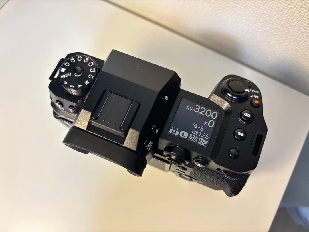【値下げ】【美品】FUJIFILM X-H2 ミラーレスカメラ