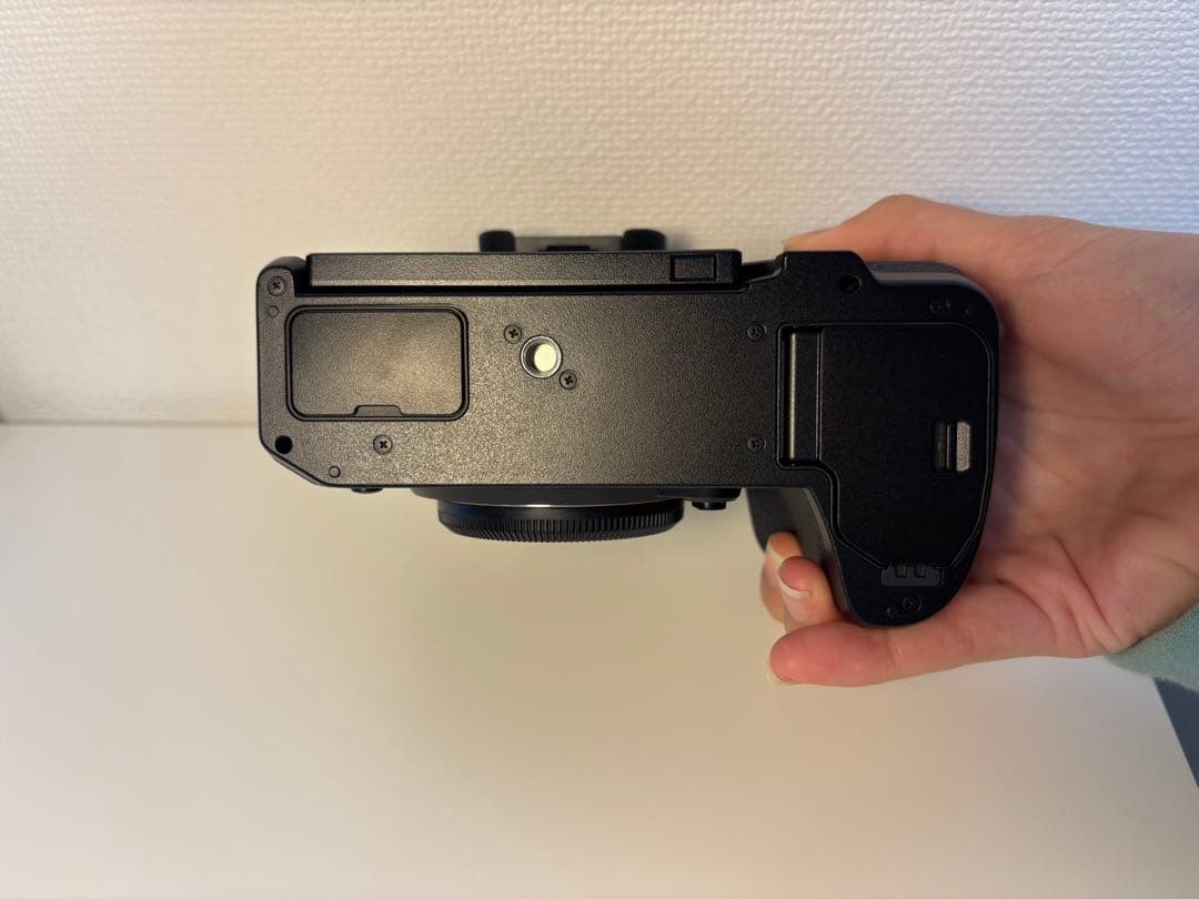 【値下げ】【美品】FUJIFILM X-H2 ミラーレスカメラ