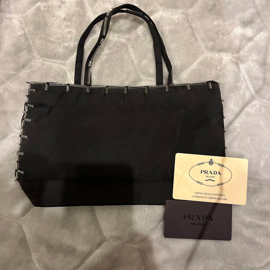 PRADA ブラック ナイロンバッグ