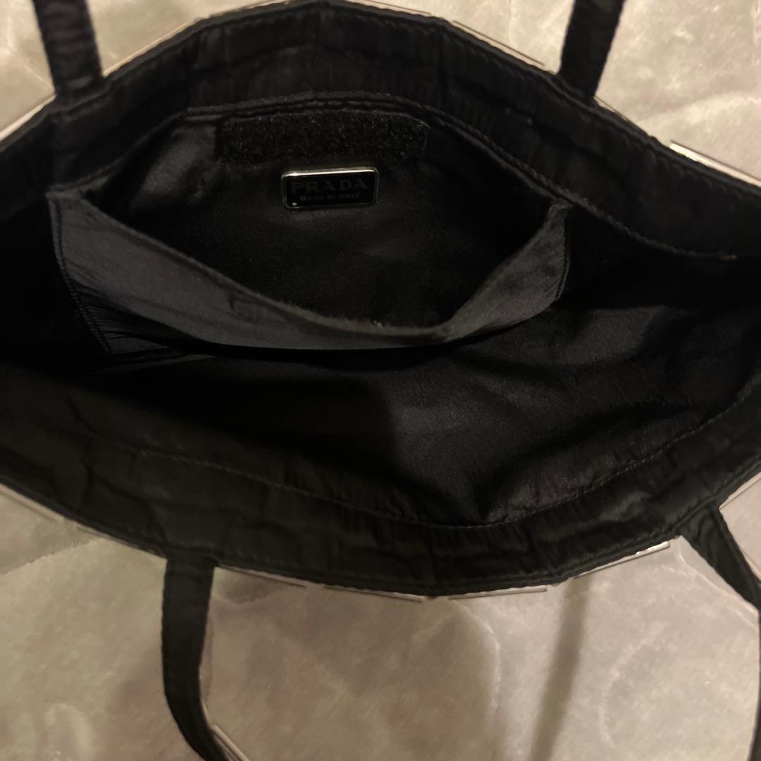 PRADA ブラック ナイロンバッグ