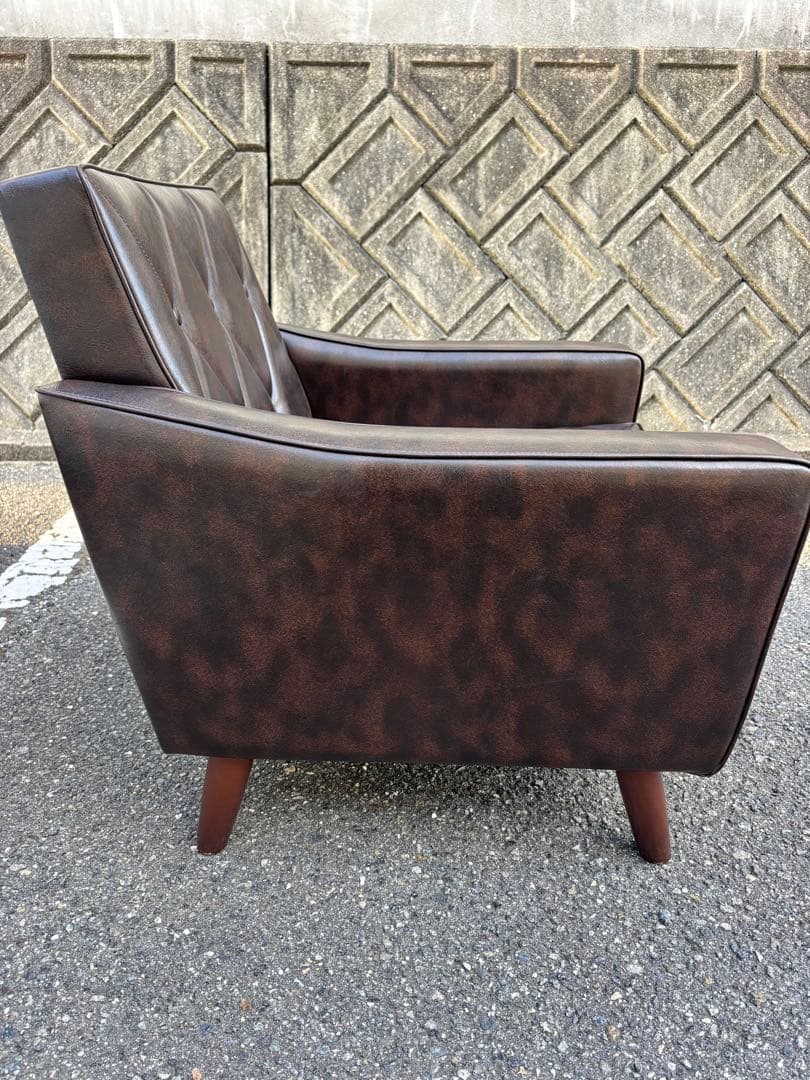 【カリモク】 ロビーチェア　 1人掛け　ソファ 　アームチェア 　ダークブラウン