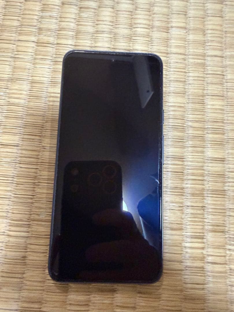 Google Pixel 8 本体 付属品未使用　ガラスフィルム・ケース付き