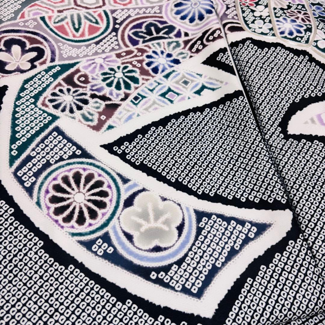 【新品】日本製 お宮参り 産着 総疋田鹿子模様柄 黒色 刺繍入り 合繊 祝着