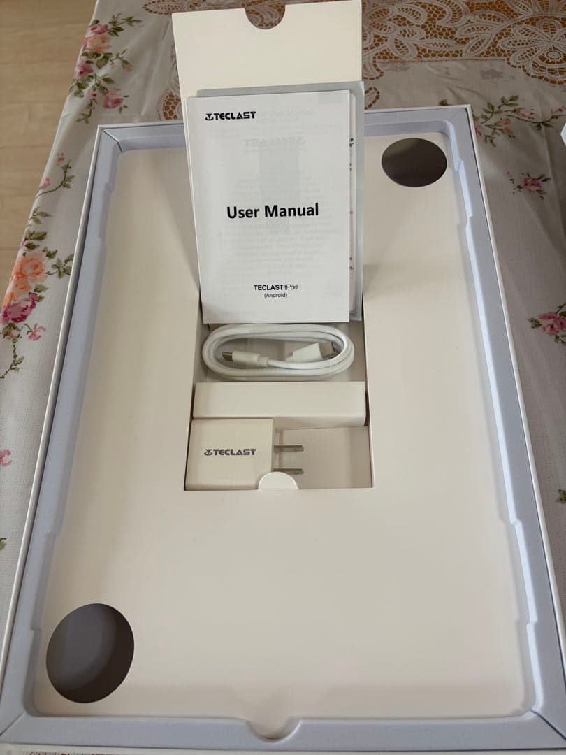 美品Teclast T70 14インチ Android タブレット 本体 大画面