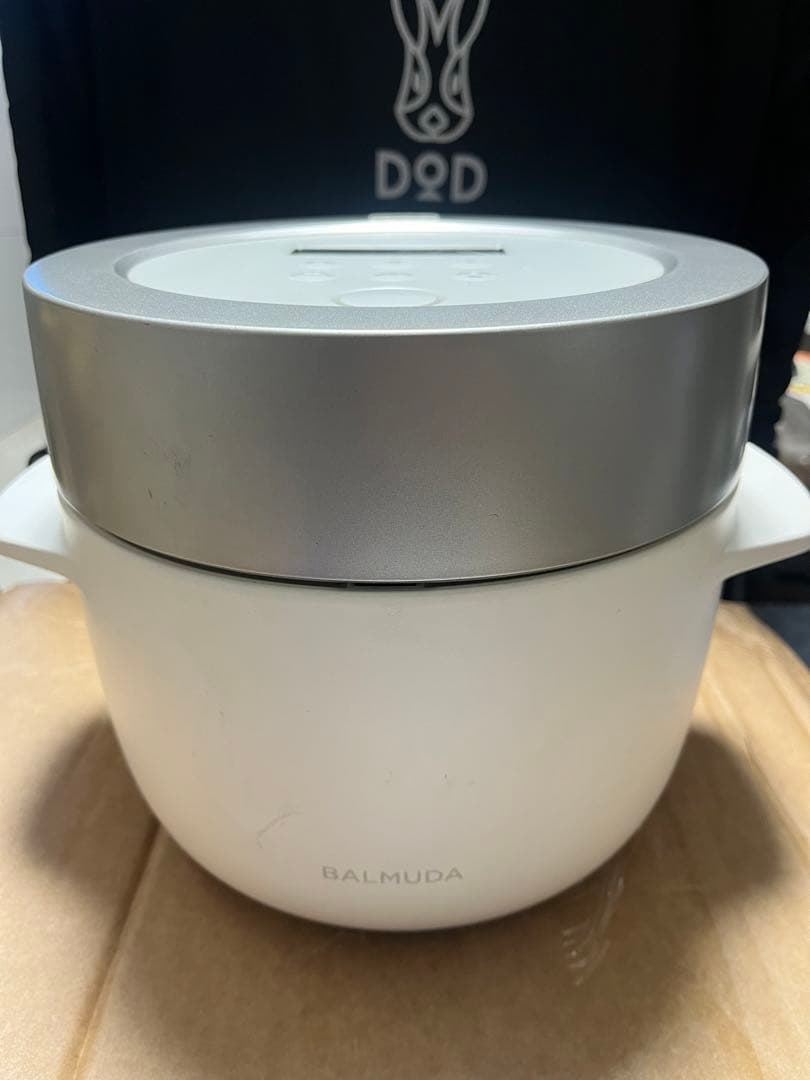 バルミューダ ザ ゴハン 3合炊き電気炊飯器 BALMUDA K03A