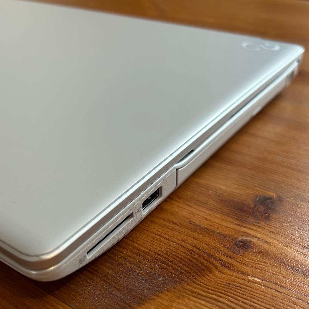 【ほぼ新品】富士通LIFEBOOK AH450 Office2024付