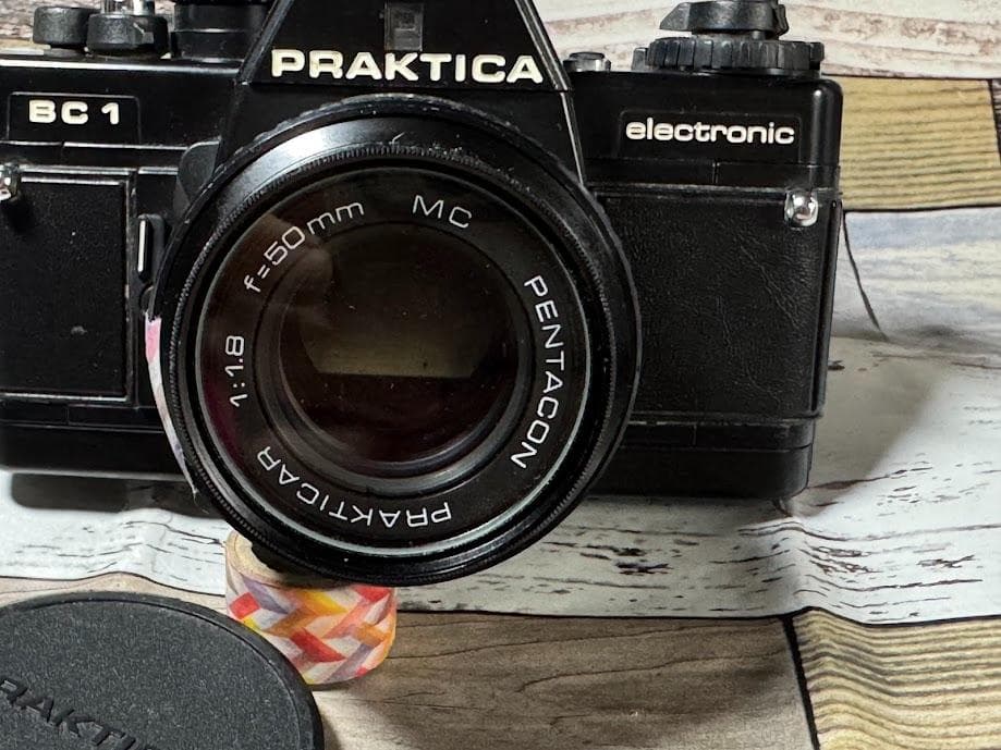 【希少】【旧東ドイツ製レンズ】50㎜ F1.8＋PRAKTICAR BC1 本体