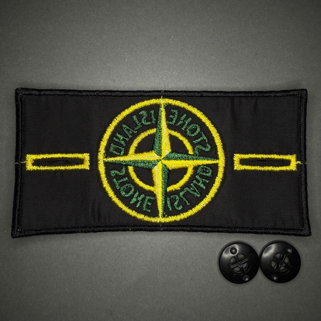 STONE  ストーンアイランド　タグ　ワッペンボタン付き