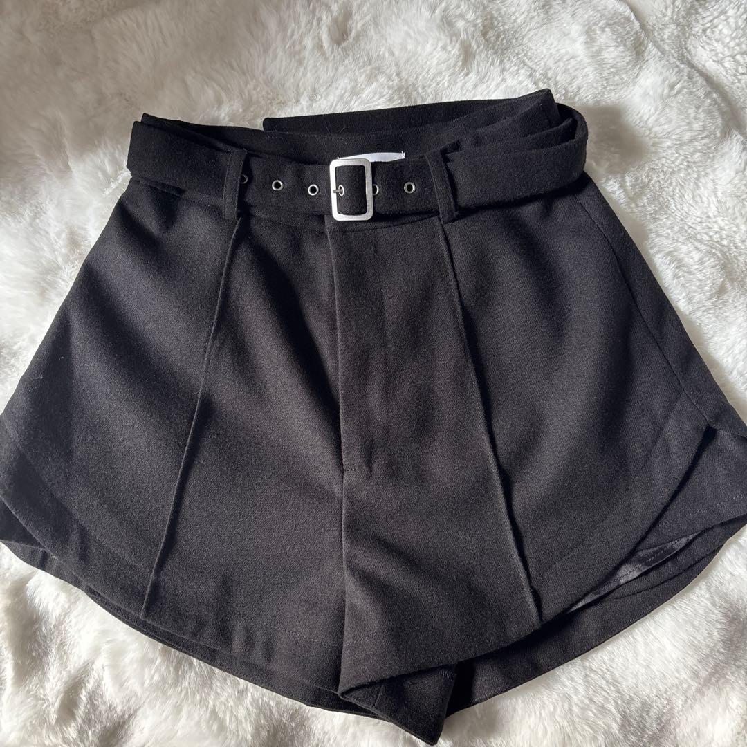 にゃお@プロフ必読☆ダーリッチ サイドスリットハイウエストショートパンツ