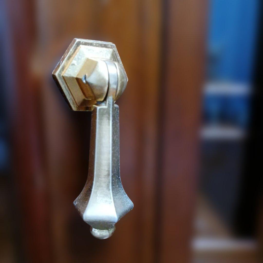 【マルニ】コーナーキャビネット　サイドキャビネット　飾り棚　地中海　左