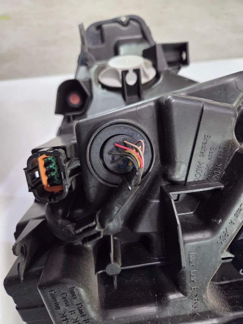 まっつんさん専用 日産 ルークスハイウェイスター右側ヘッドライト