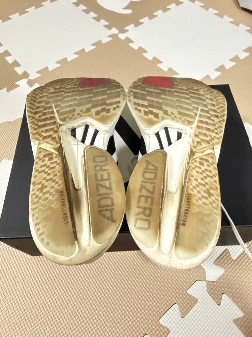 【値下げ中】アディオスプロ4 28.0 白×黒