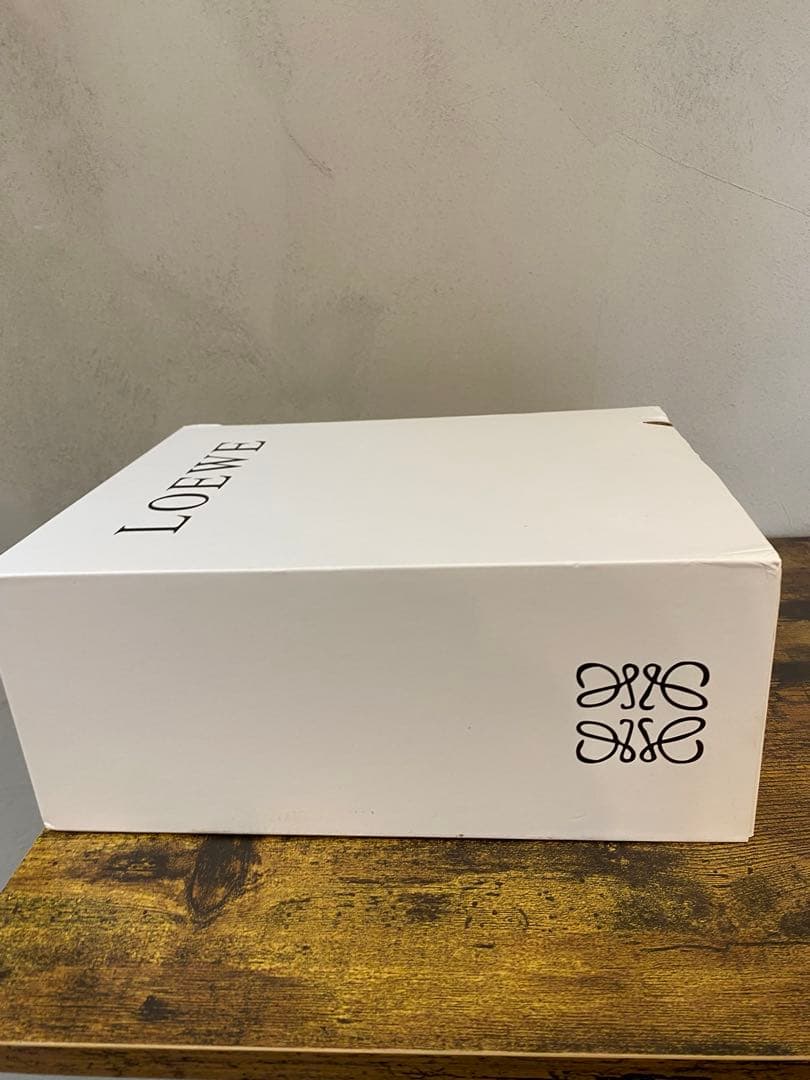 K*A様 ボディーバック　未使用　黒　ブラック　へいこう輸入