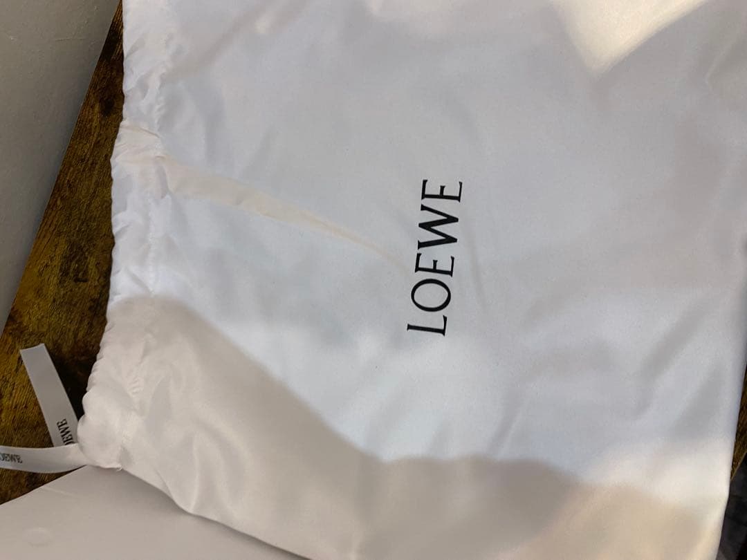 K*A様 ボディーバック　未使用　黒　ブラック　へいこう輸入