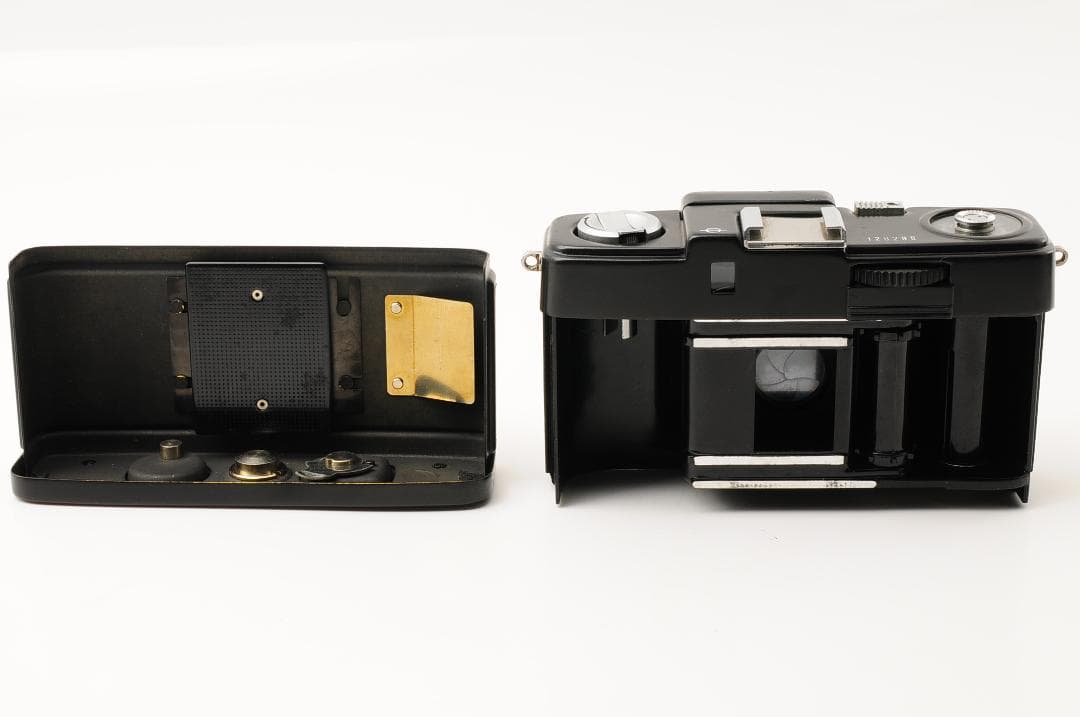 オリンパス Olympus PEN W ブラック フィルムカメラ #331