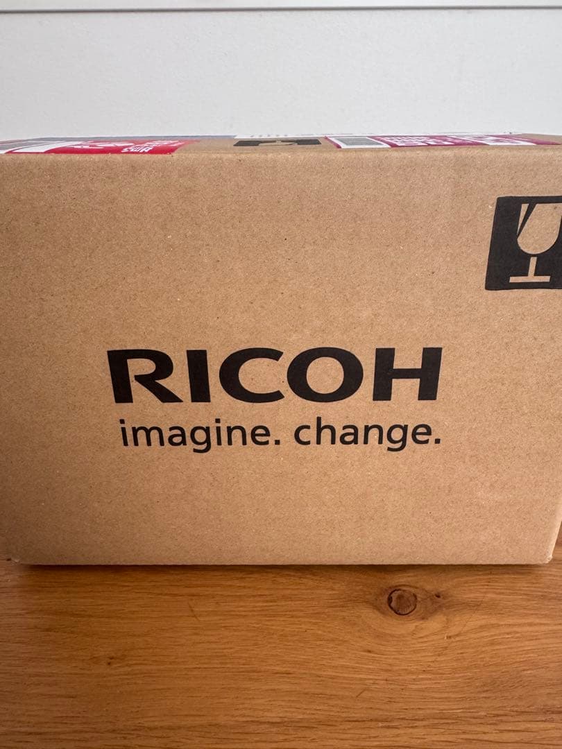 １２月購入　新品未開封　３年保証付　RICOH GRIIIx HDF リコー