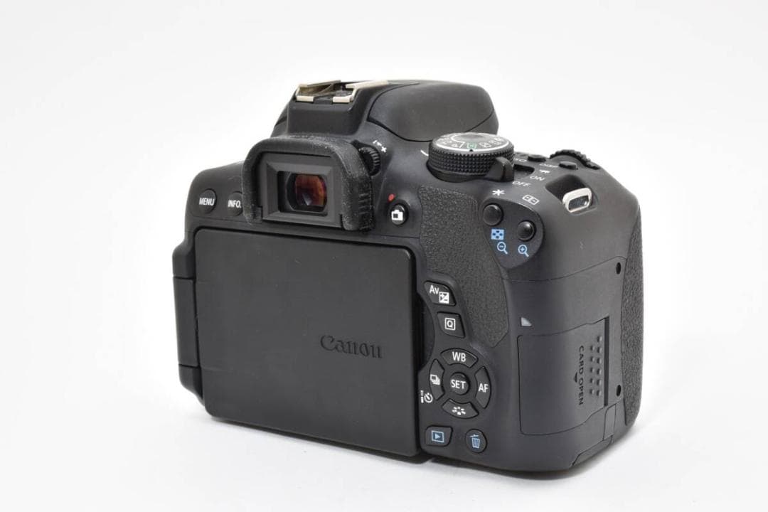 ショット数: 21802回 Canon KISS X8i レンズセット #850