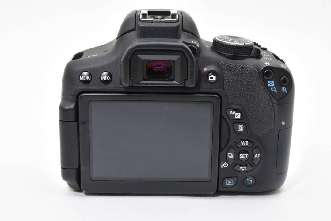 ショット数: 21802回 Canon KISS X8i レンズセット #850