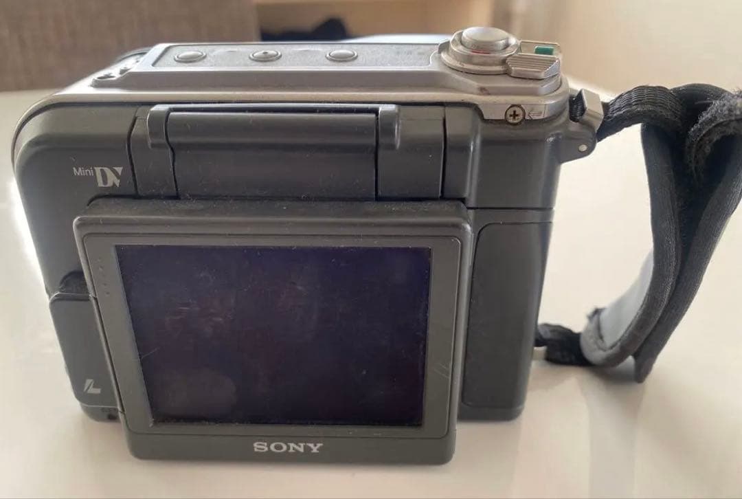 SONY DCR-TRV30 ビデオカメラ 本体