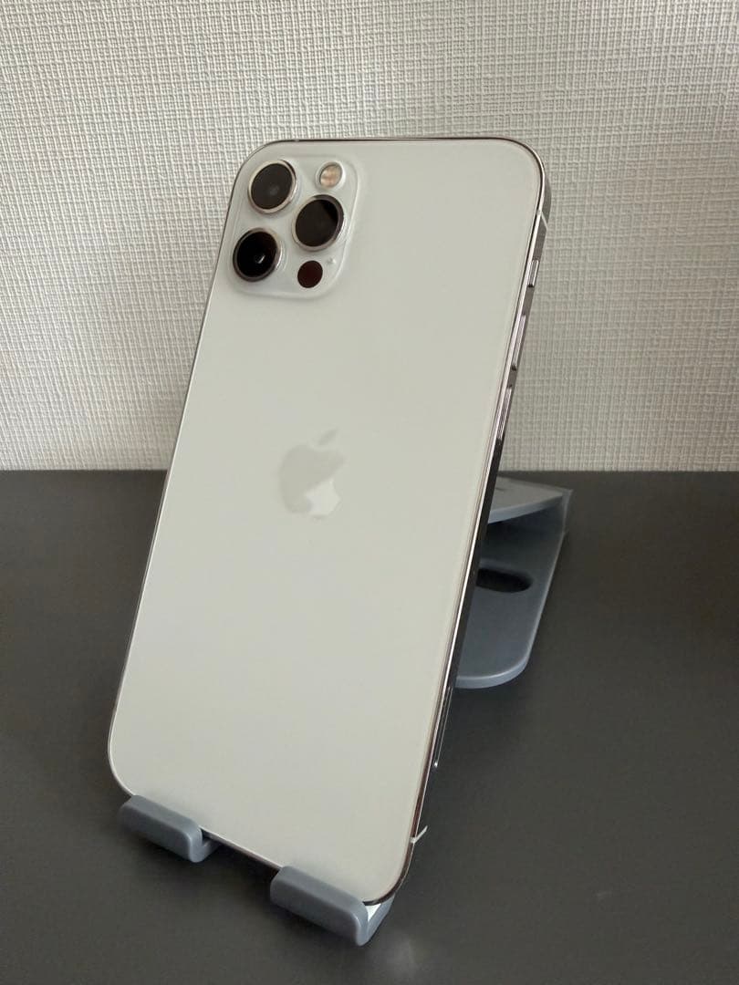 【美品】iPhone12Pro 256GB シルバー　simフリー