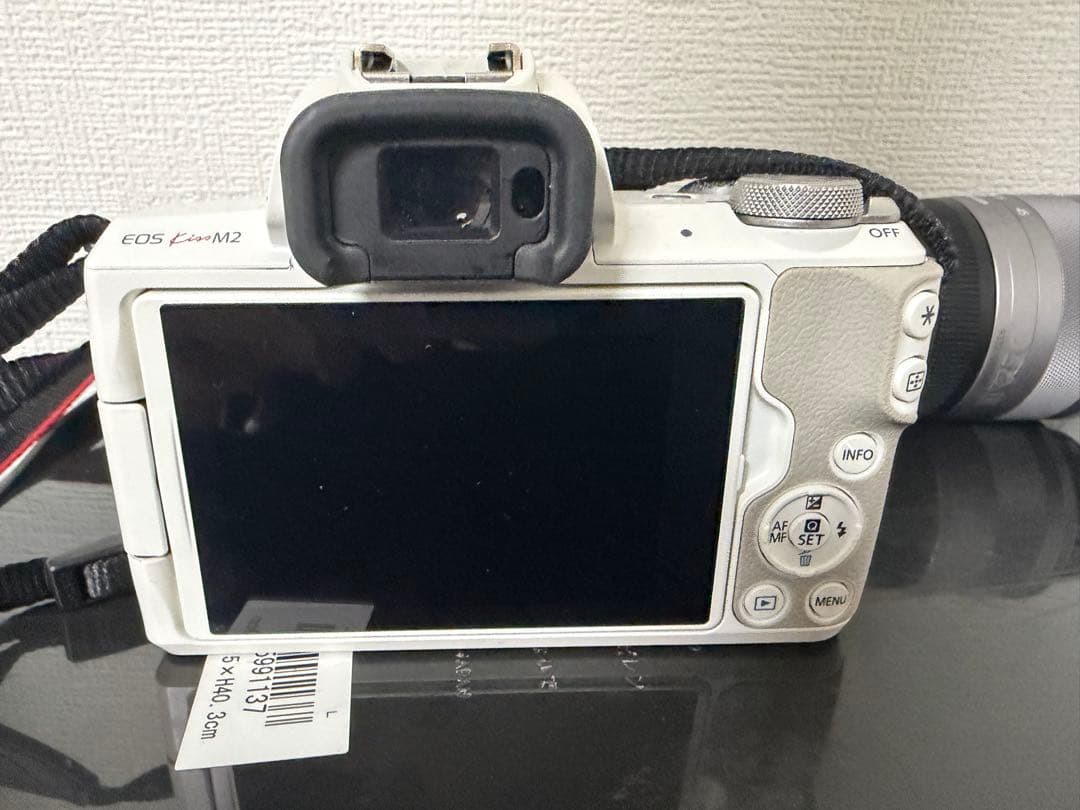 W*す様 Canon EOS Kiss M2 ホワイト 付属レンズ2本